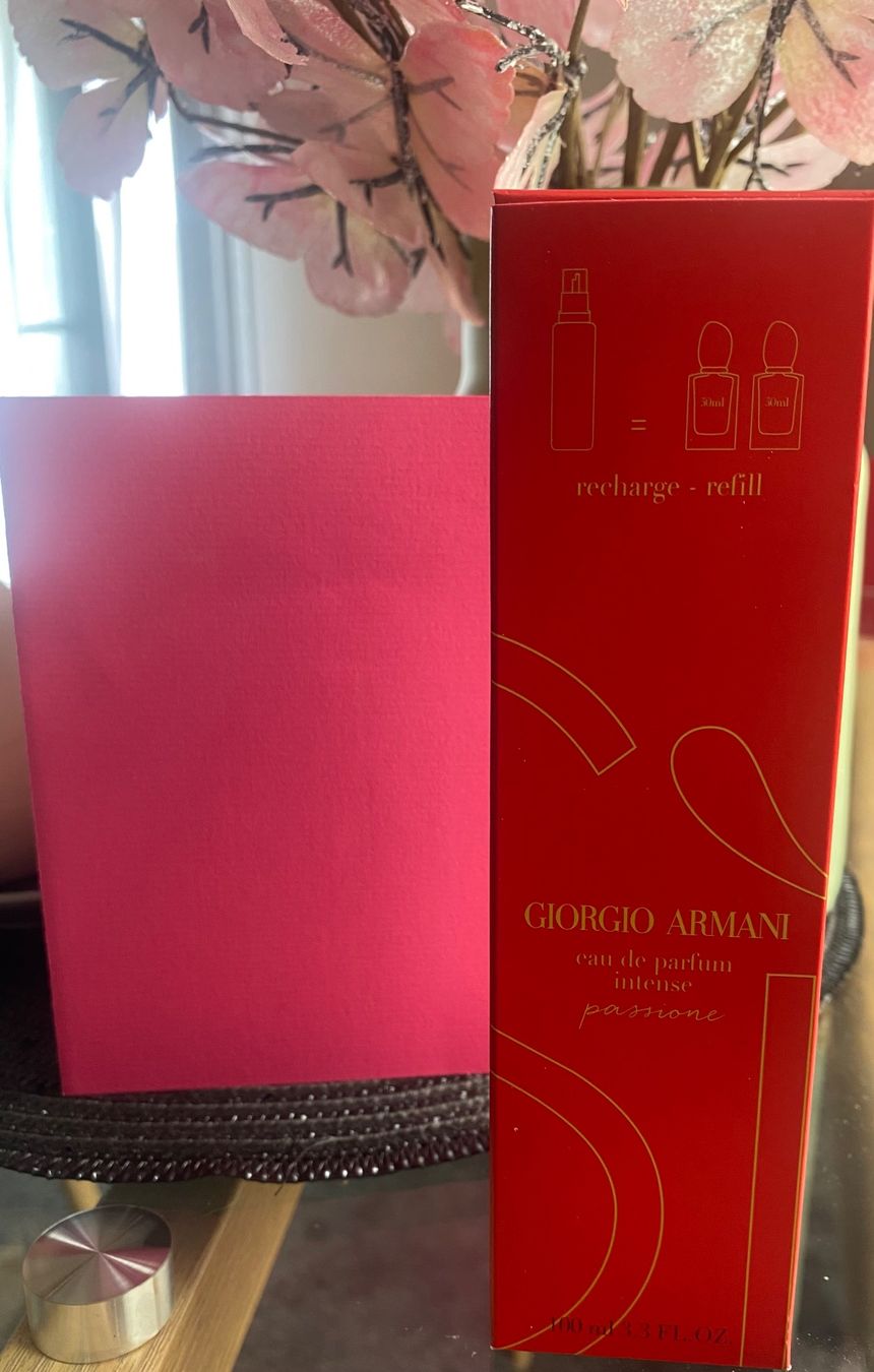 Armani Parfum & Eau de Toilette: Giorgio Armani – Gebraucht aus Niederbuchsiten von CsBertha