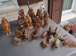 Weihnachts-Figuren aus Holz, handgeschnitzt