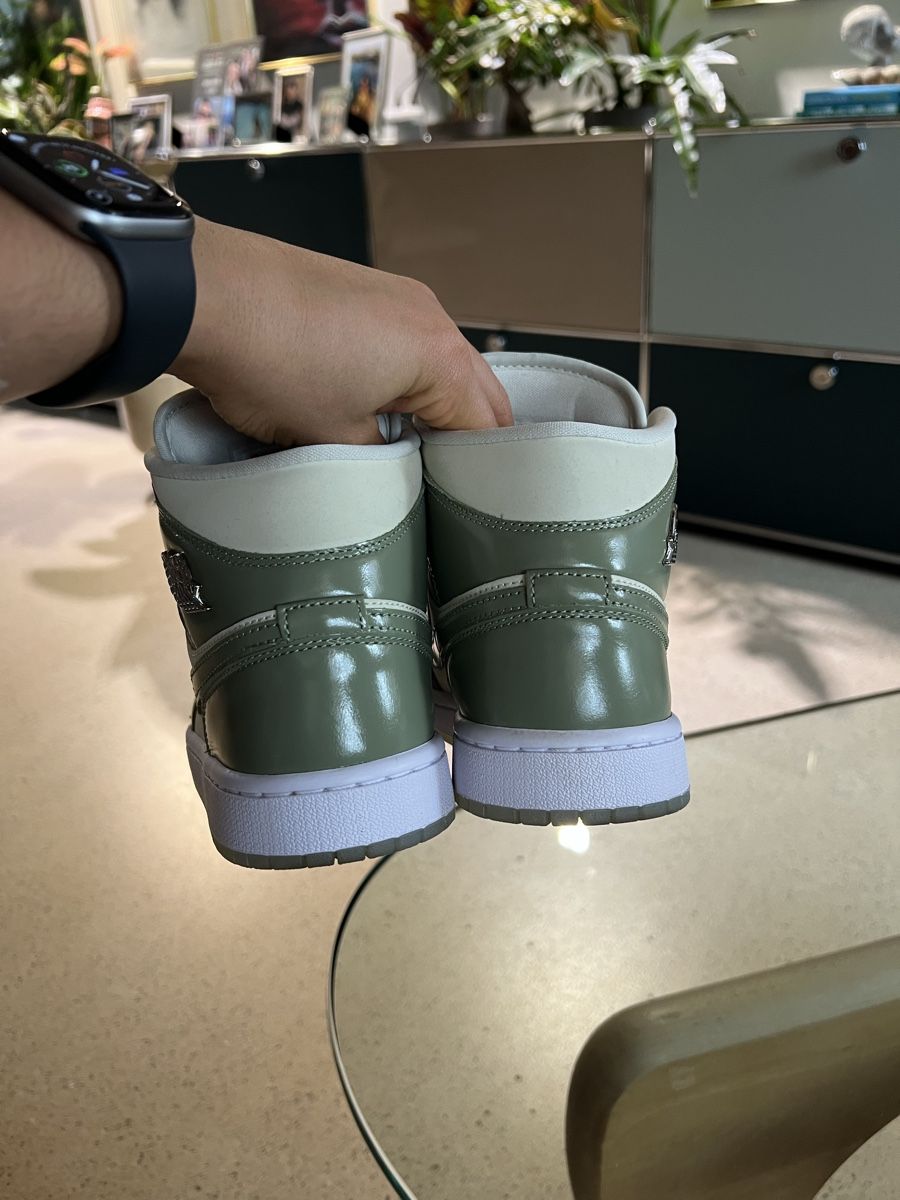 Scarpe da donna: Jordan Air 1 Mid SE Olive, Grösse 39 – Usato da Dietikon venduto da k.mirella 2