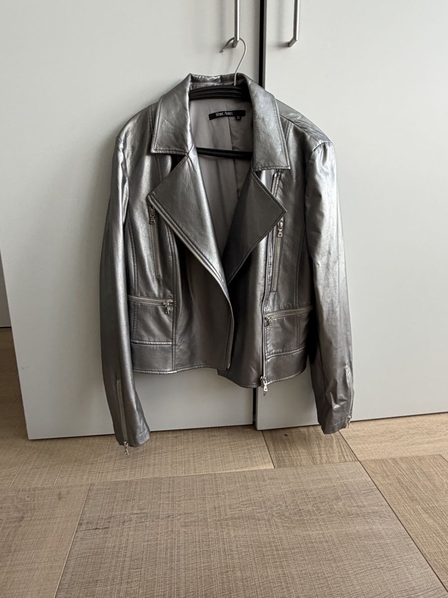 Giacche: Marc Aurel Lederjacke Imitat Silber Grösse 42, Top – Nuovo (secondo la descrizione) da Thun venduto da marina-marina 1