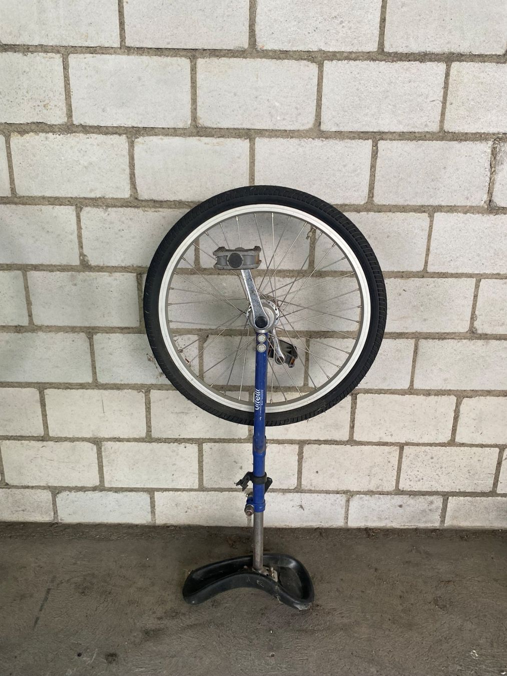 Velos: Einrad Grösse 20 Zoll – Gebraucht aus Winterthur von Veloauktion