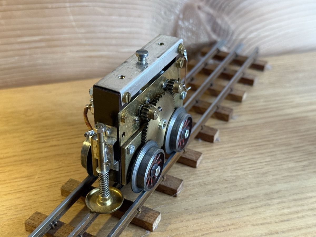 Modellini di ferrovie: Spur 0 Eigenbau Lokantrieb DC 2 Motoren  – Usato da Amden venduto da vipernatter 2
