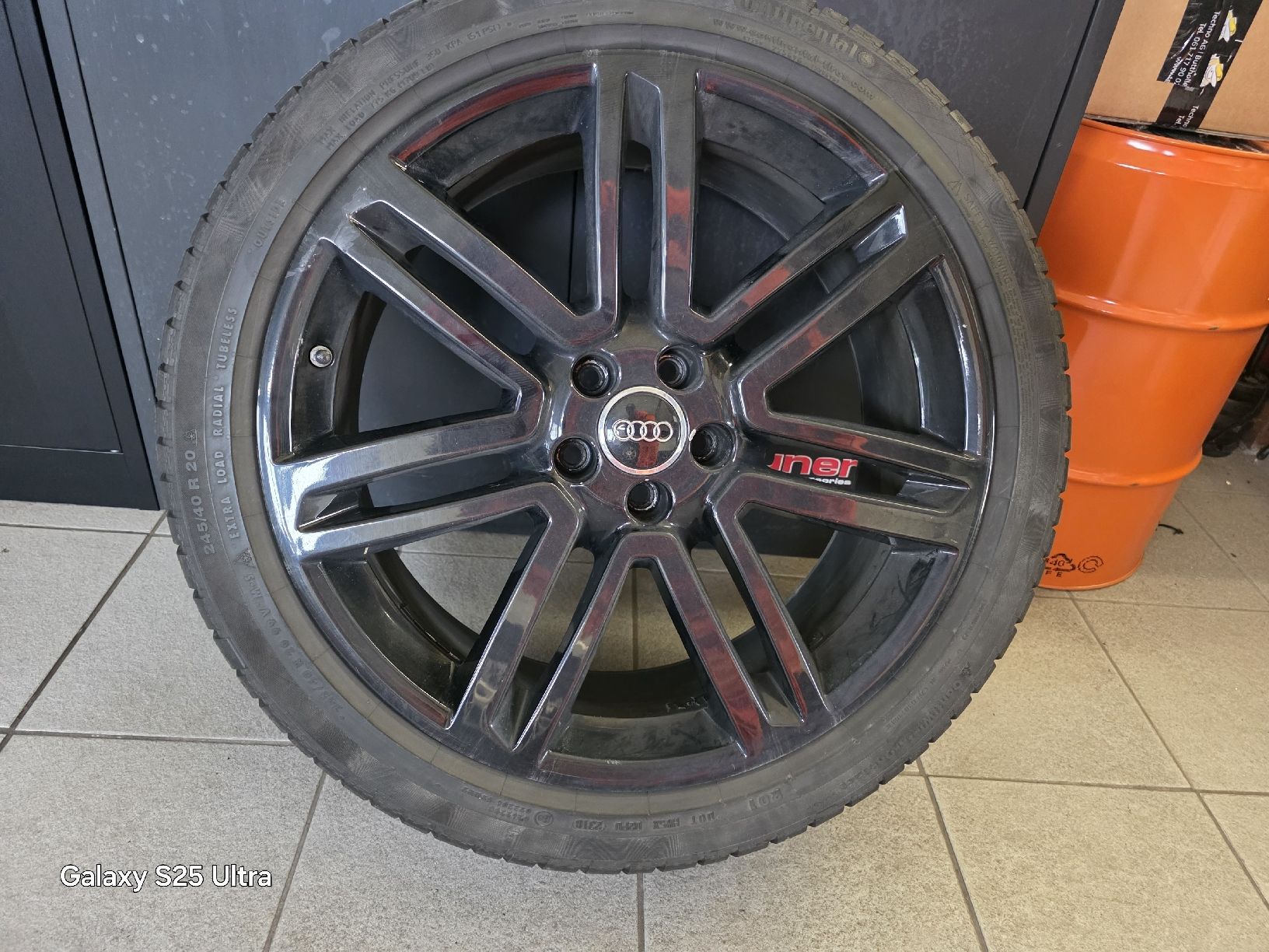 Pneumatici & Ruote complete: Audi Original Winterkompletträder 245/40/20 – Usato da Schwerzenbach venduto da Max460 3