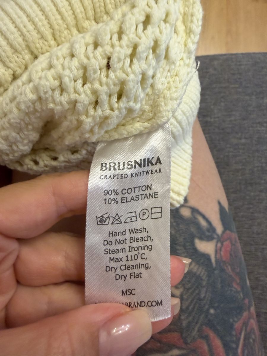 Pullover & Sweatshirts: Pull-over Brusnika maille ajourée cœurs, taille M – Neu (gemäss Beschreibung) aus Zürich von liu_5dzz 4