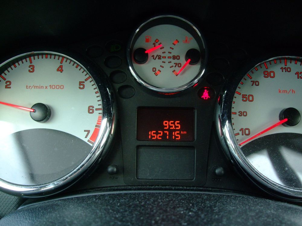 Peugeot Automobili: PEUGEOT 207 SW 1.4i 16 V KOMBI MIT MFK ALLES LESEN ! – Usato da Schachen b. Reute venduto da Dzestar 7