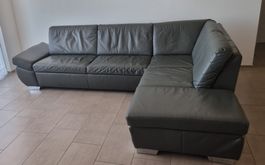 Grosses Leder-Sofa zum verkaufen