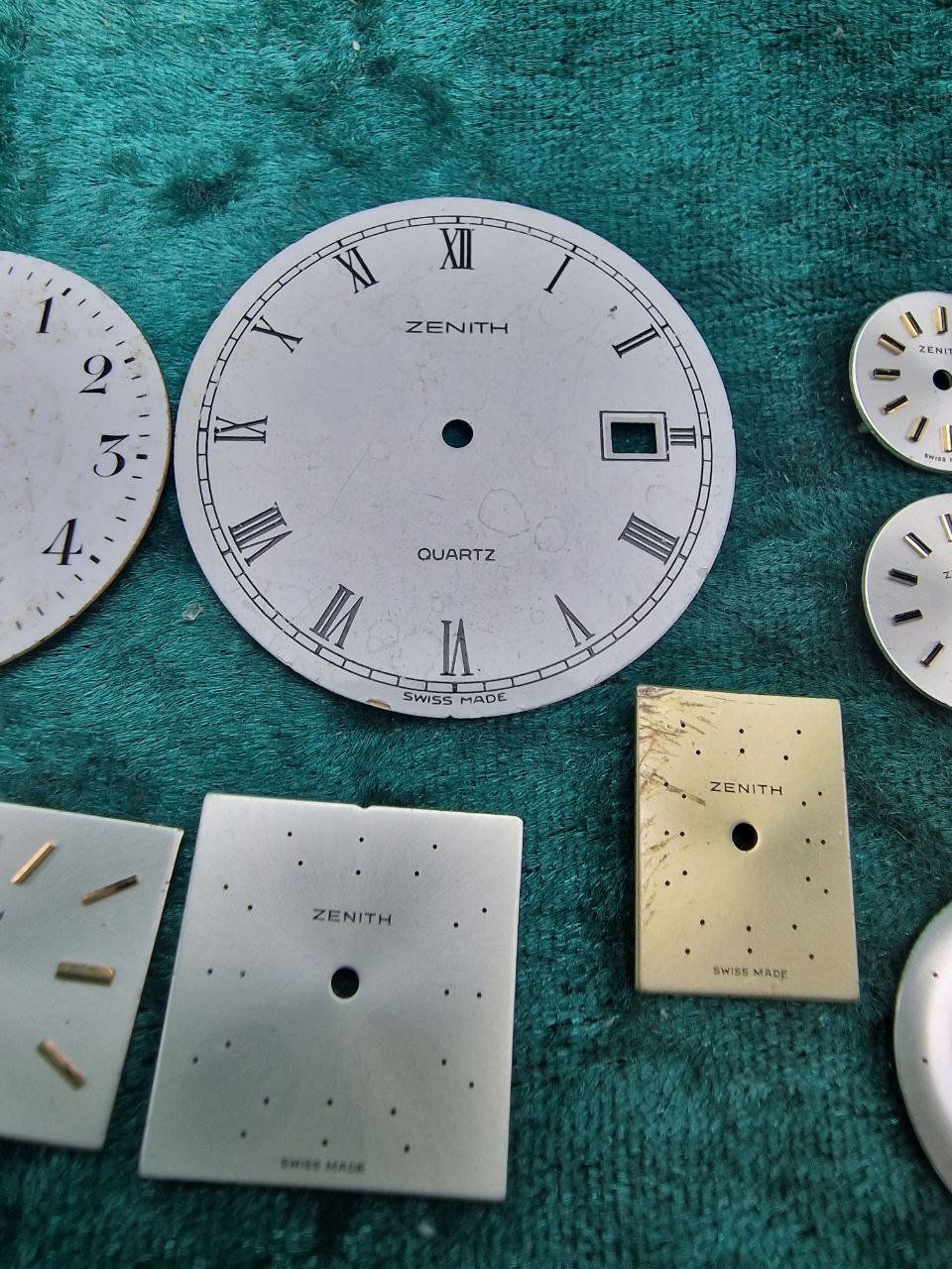 Zenith Orologi: gebrauchte ZENITH Zifferblätter, 13 Stück – Usato da Bassersdorf venduto da antikvintage 2