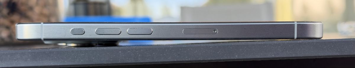 Apple Telefoni cellulari / Smartphones: iPhone 15 pro 128 GB – Usato da Stetten AG venduto da sarah1893 2