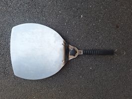 Pelle à pizza Weber