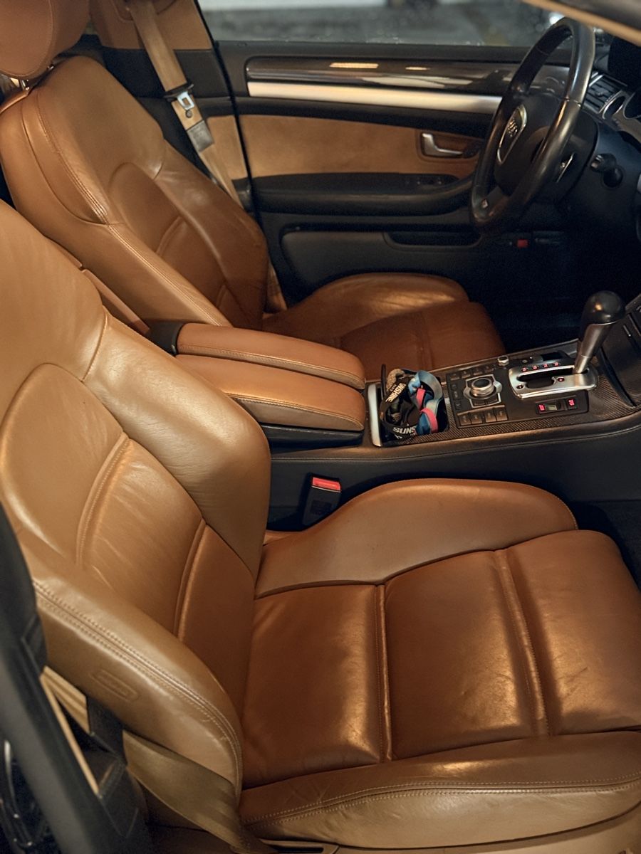 Audi Autos: Audi S8, 5.2 V10, JG 2006, Schwarz – Gebraucht aus Sursee von Gabriel28 9