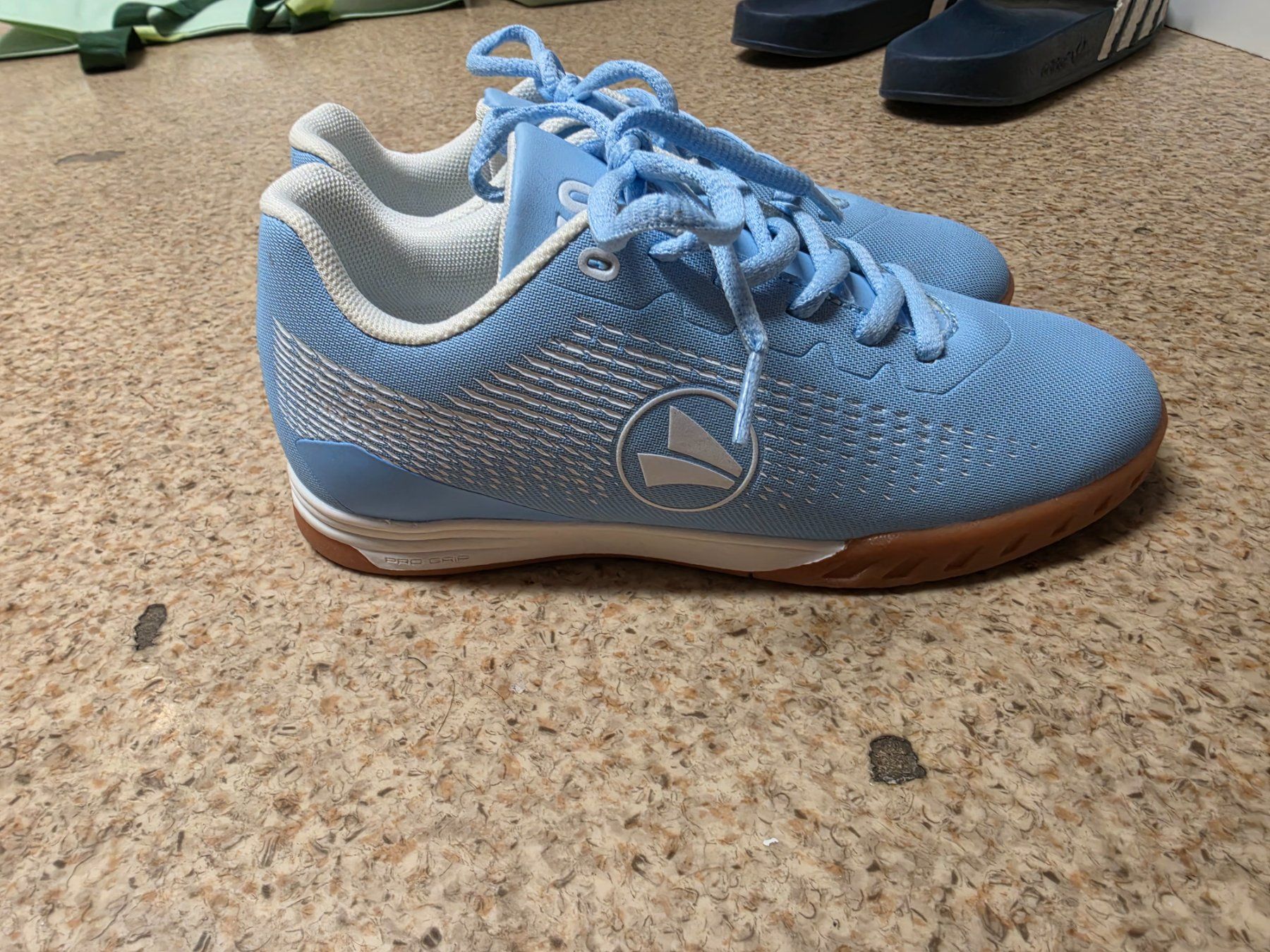 Jako Scarpe per ragazzi: Hallenschuh Jako Grösse 32 – Usato da Oeschgen venduto da Mich_elle 1