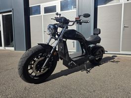 Elektro Motorrad schwarz im Retro Stil gebraucht