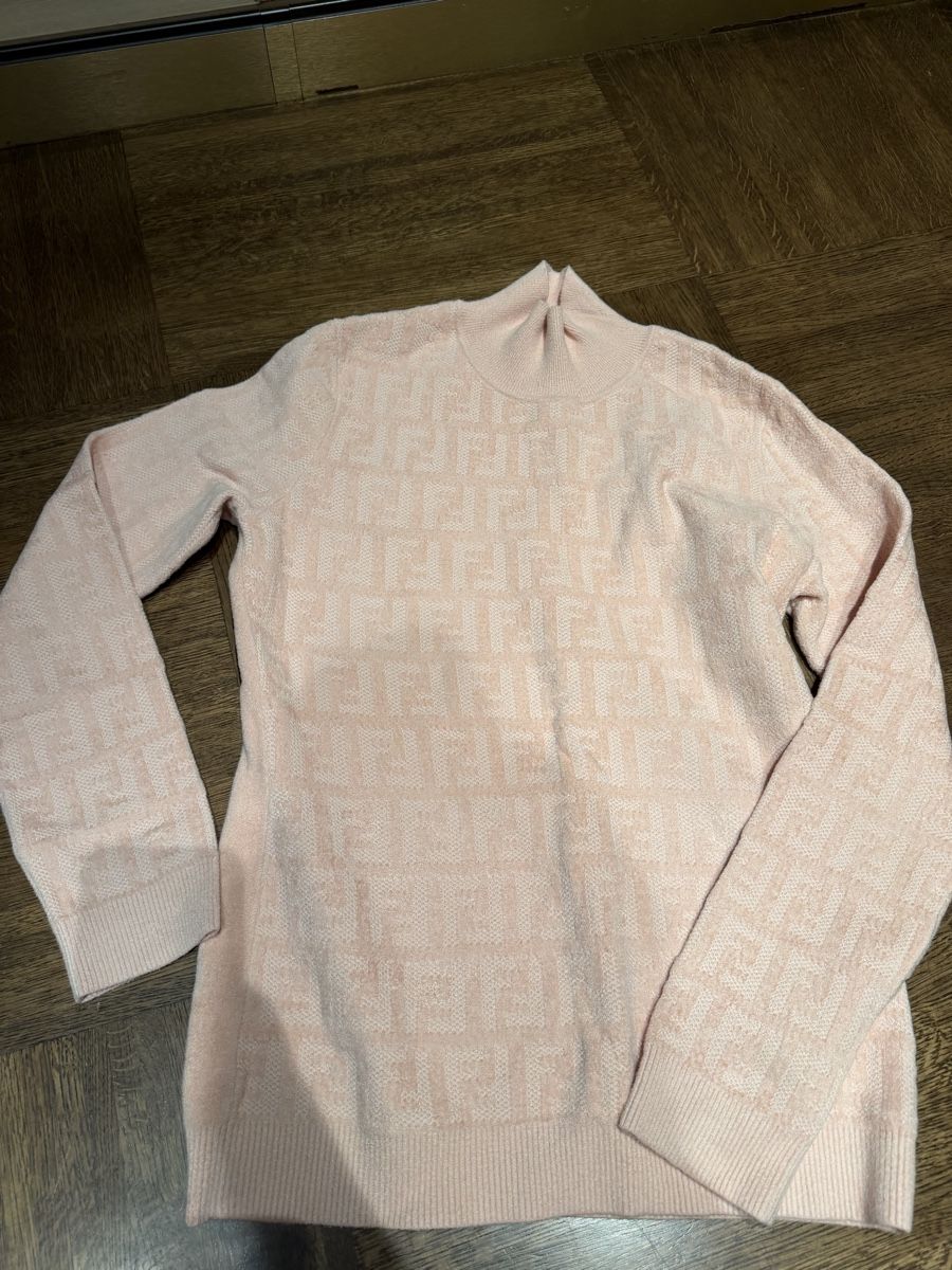 Fendi Maglioni & Felpe: Fendi Sweater New – Nuovo (secondo la descrizione) da Geneve venduto da kar_wq5h