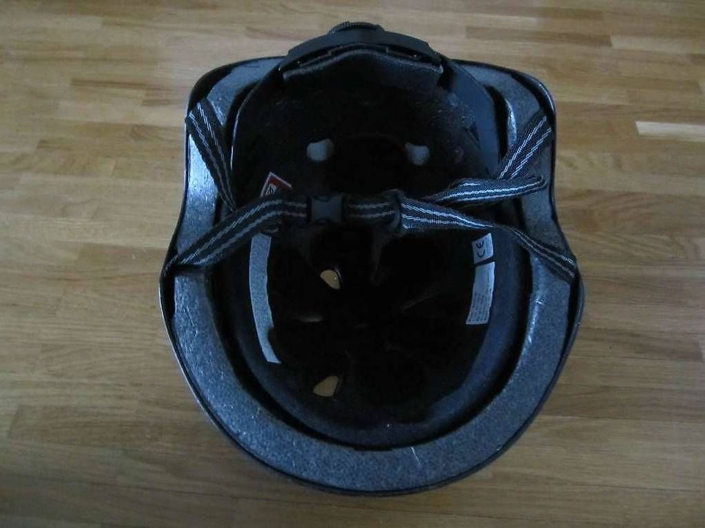 Helme: Casque enfant "Micro" (taille 53-58 cm) – Gebraucht aus Lausanne von lae_w2zr 2