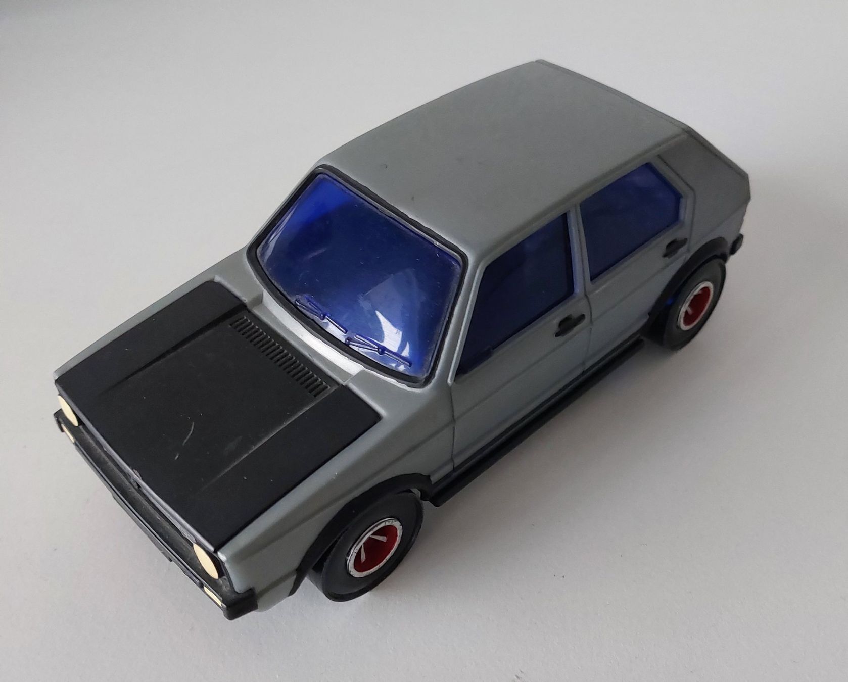 Volkswagen Modellini d'auto: VW GOLF 1/20 Modellauto – Usato da Schenkon venduto da TG10