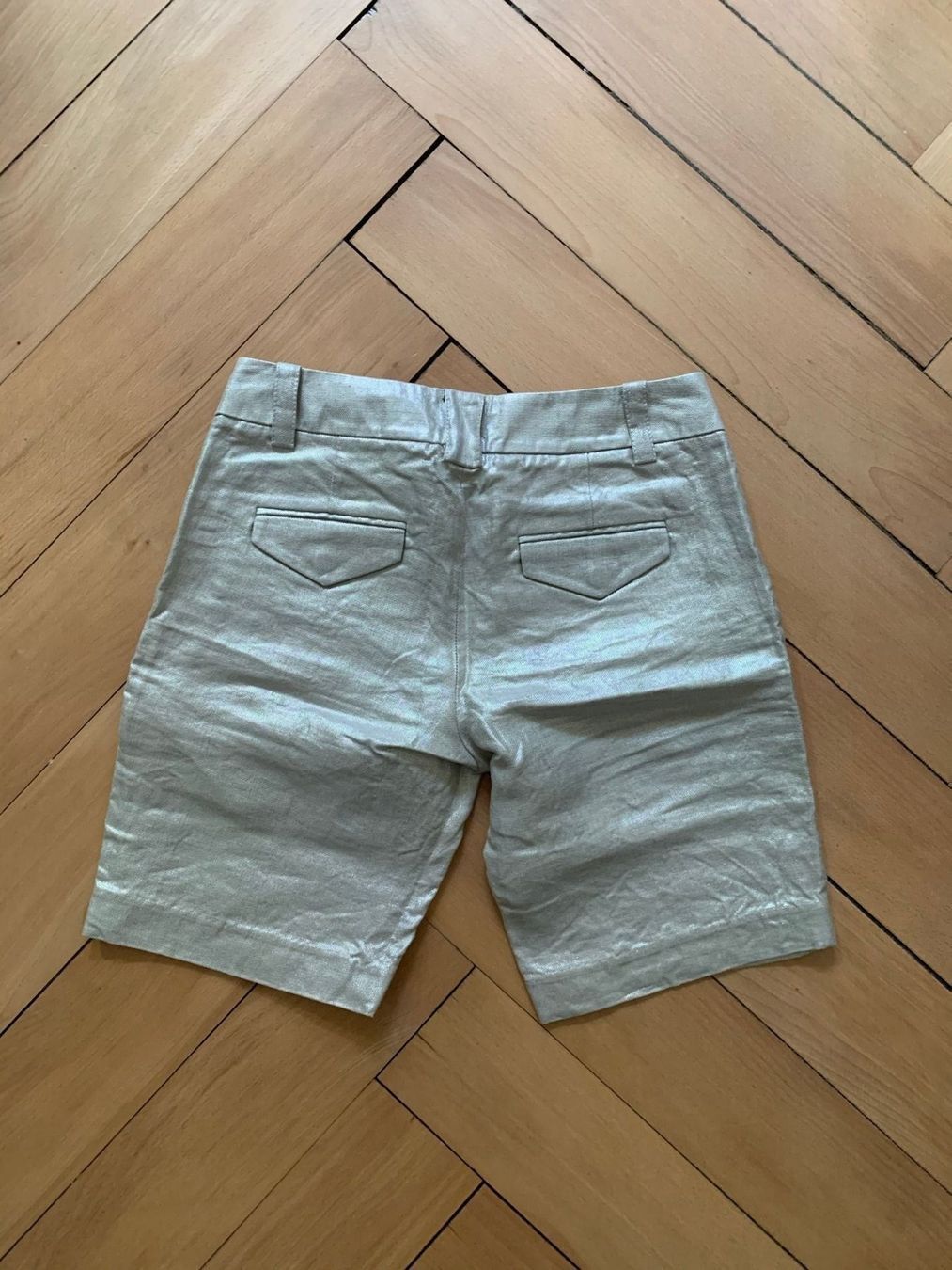 J.Crew Pantaloni: J.CREW - Shorts goldglänzend S – Usato da Zürich venduto da Diazaio 2