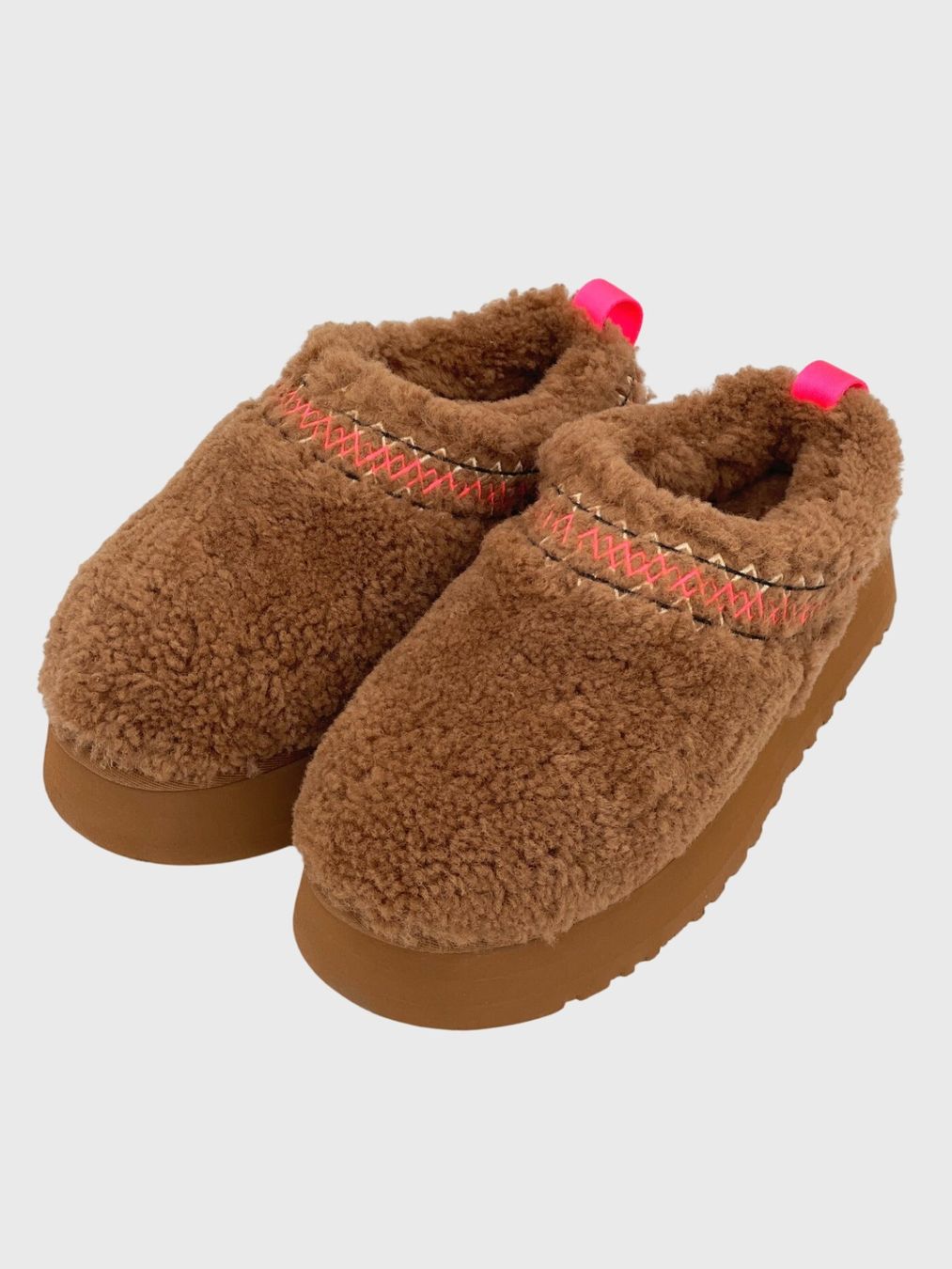 Ugg Chaussures femmes: UGG Tazz Braid Slipper EU 40 Braun – Neuf avec emballage d'origine à Zürich par shoe_shop 2