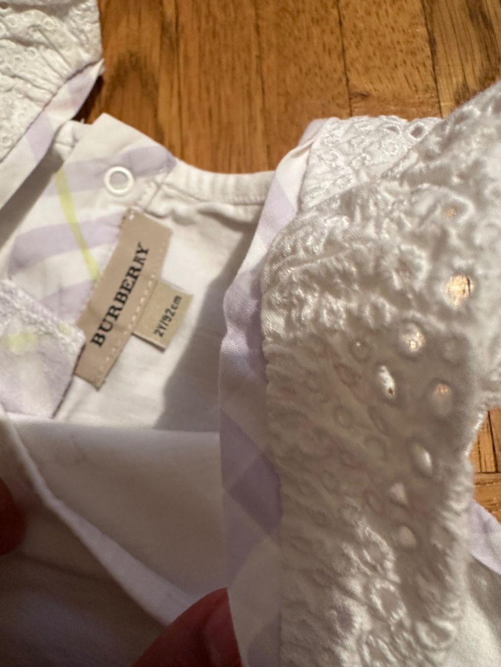 Burberry Blusen, T-Shirts & Tops: Burberry Girl's  Top Size 92 – Gebraucht aus Zürich von Bybyana 3