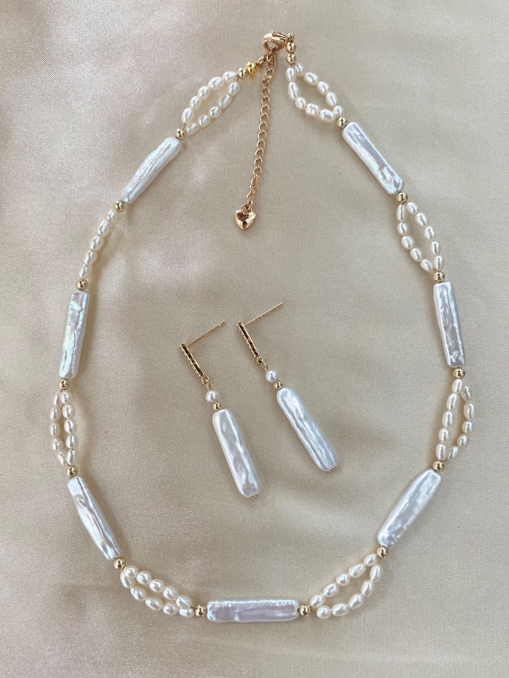 Catenine: Barock Süsswasserperlen/Perlen Kette mit Ohrringe – Nuovo e nell'imballaggio originale da Sarnen venduto da Yingsperlen4 1