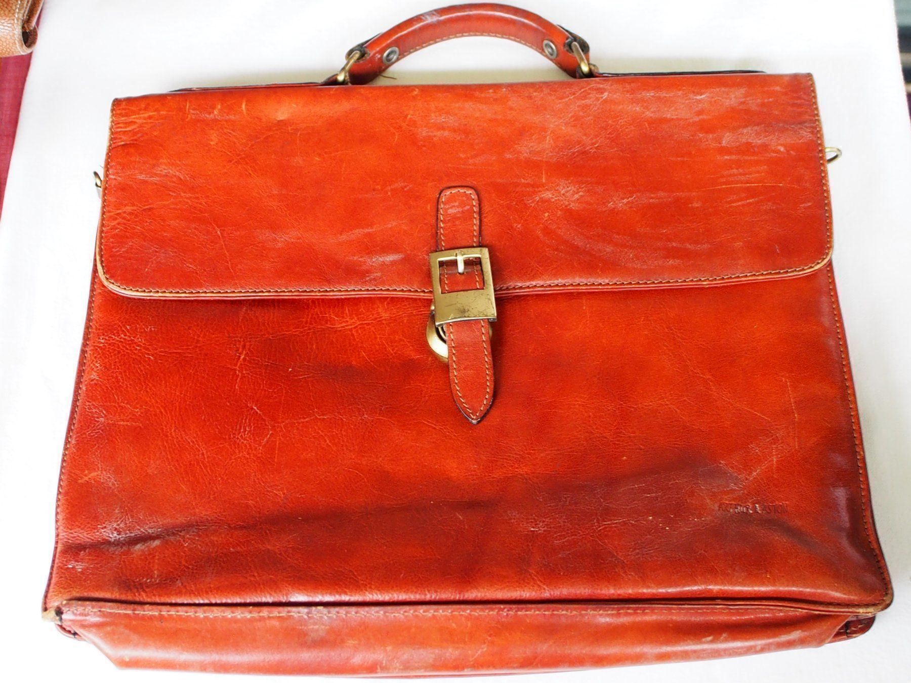 Rucksäcke: Splendide cartable en cuir – Gebraucht aus Meyrin von SRemka