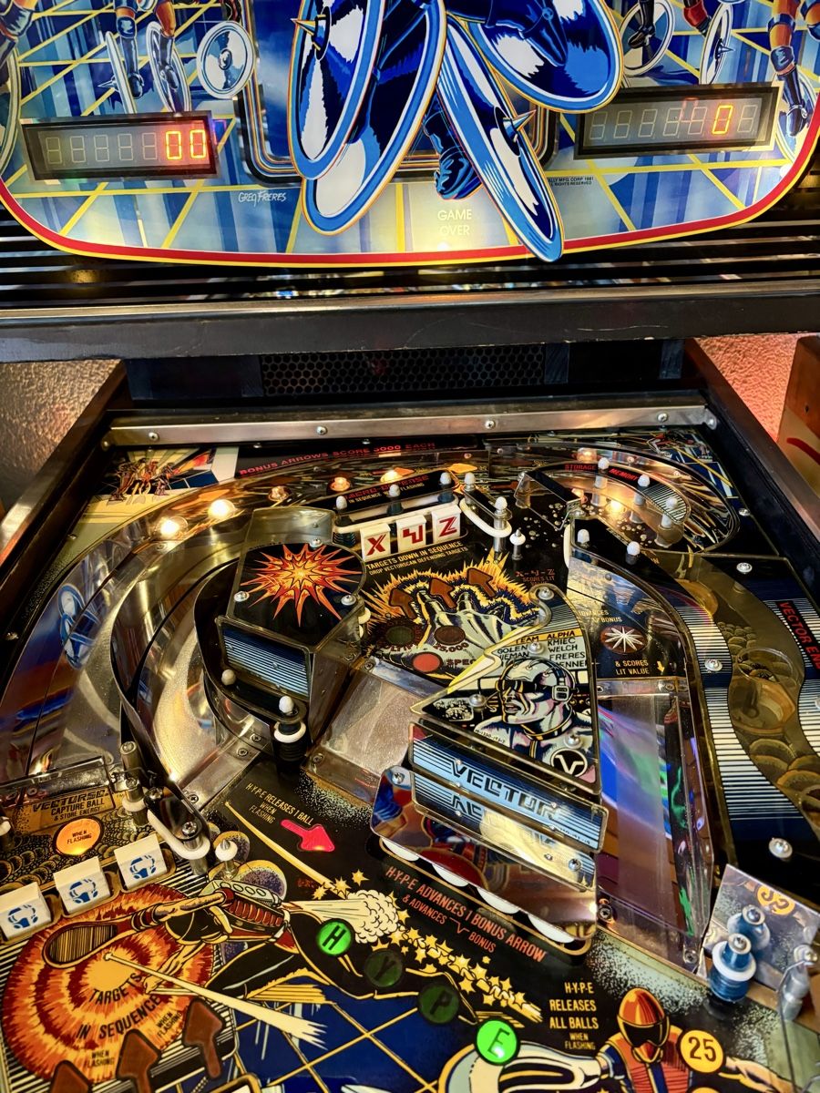 Flipperkästen: Flipperkasten Bally Vector  – Gebraucht aus Thun von Lagoontrap 2