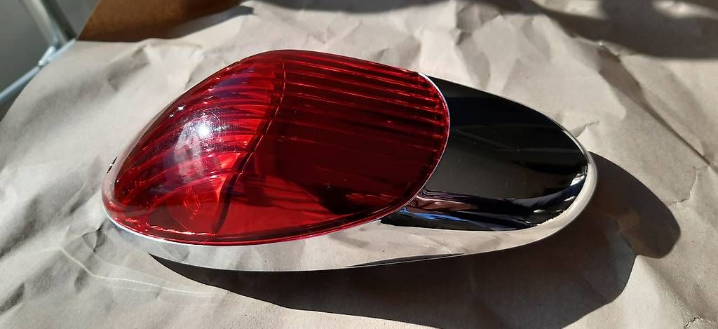 Accessori per altri veicoli: Neues Rücklicht mit Bremslicht – Usato da Gunten venduto da chr_5zpy 1