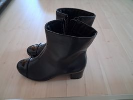 STIEFELETTE SCHWARZ 37