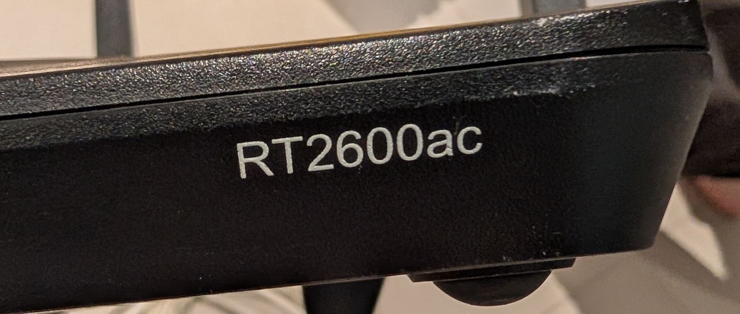 Synology Modem & Router: Synology Router RT2600ac gebraucht – Usato da Kottwil venduto da Stibbe77