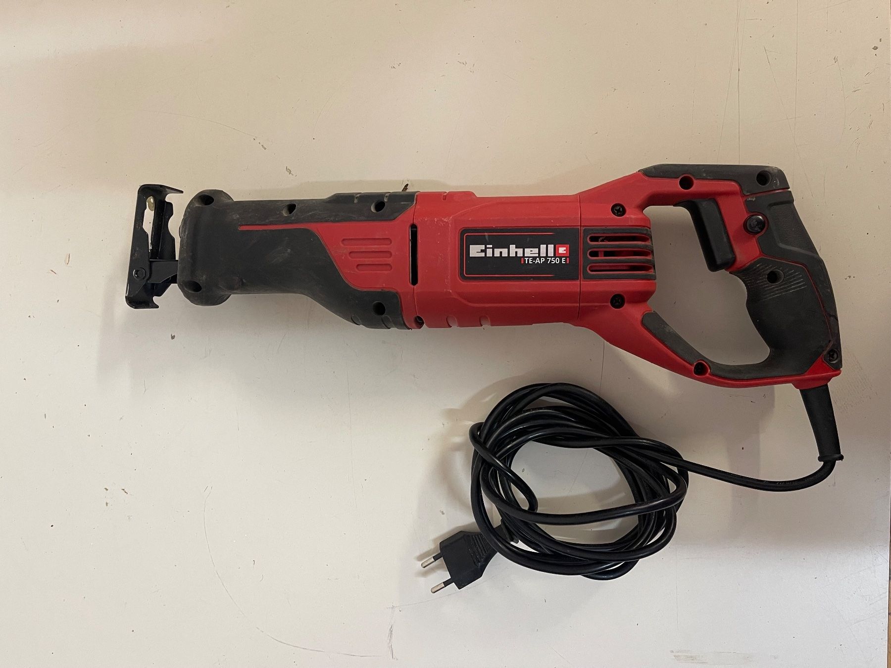 Einhell Sägen: Säbelsäge Einhell Universalsäge TE-AP 750 E – Gebraucht aus Tagelswangen von