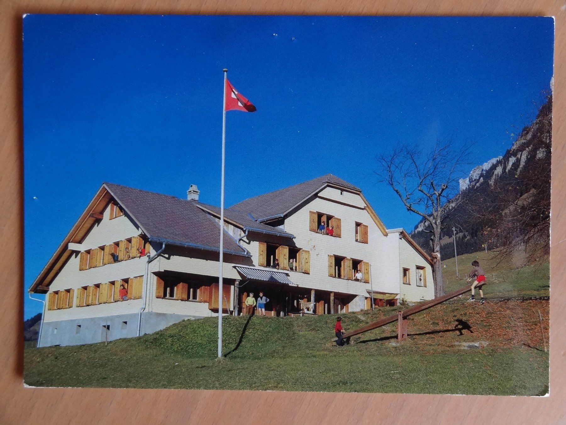 Cartoline postali: Flühli - Ferienheim Rothornblick - 1992 – Usato da St Léonard venduto da Riglin