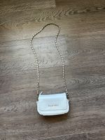 Valentino Umhängetasche weiss mit Kette guter Zustand