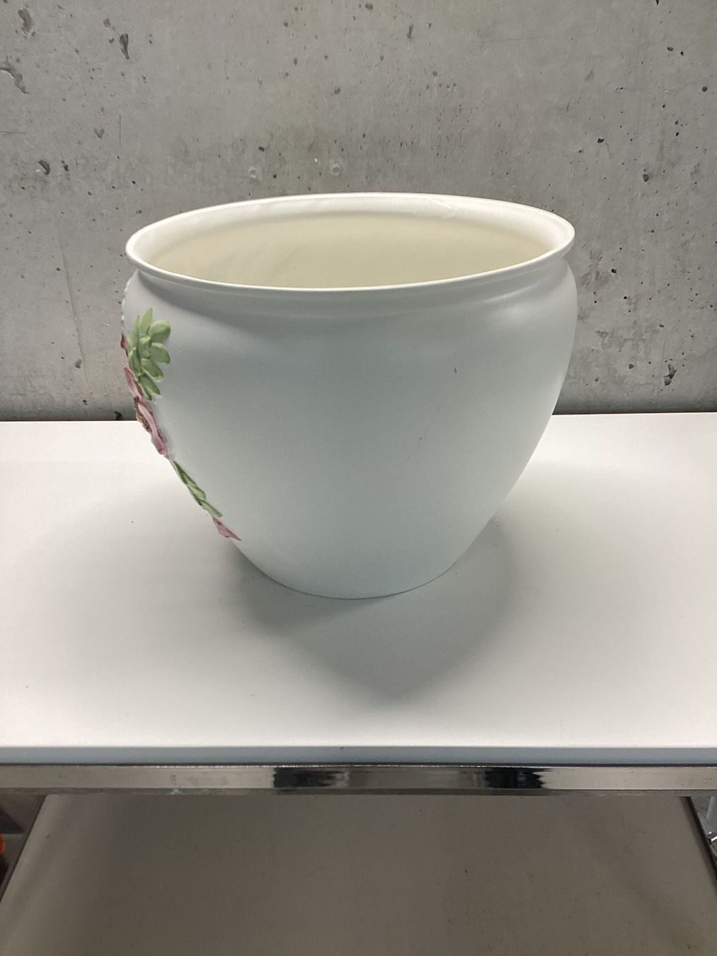 Vasi per fiori: Blumentopf Keramik mit Blumenmuster - Wiitergäh – Usato da Zug venduto da GGZatWork 3