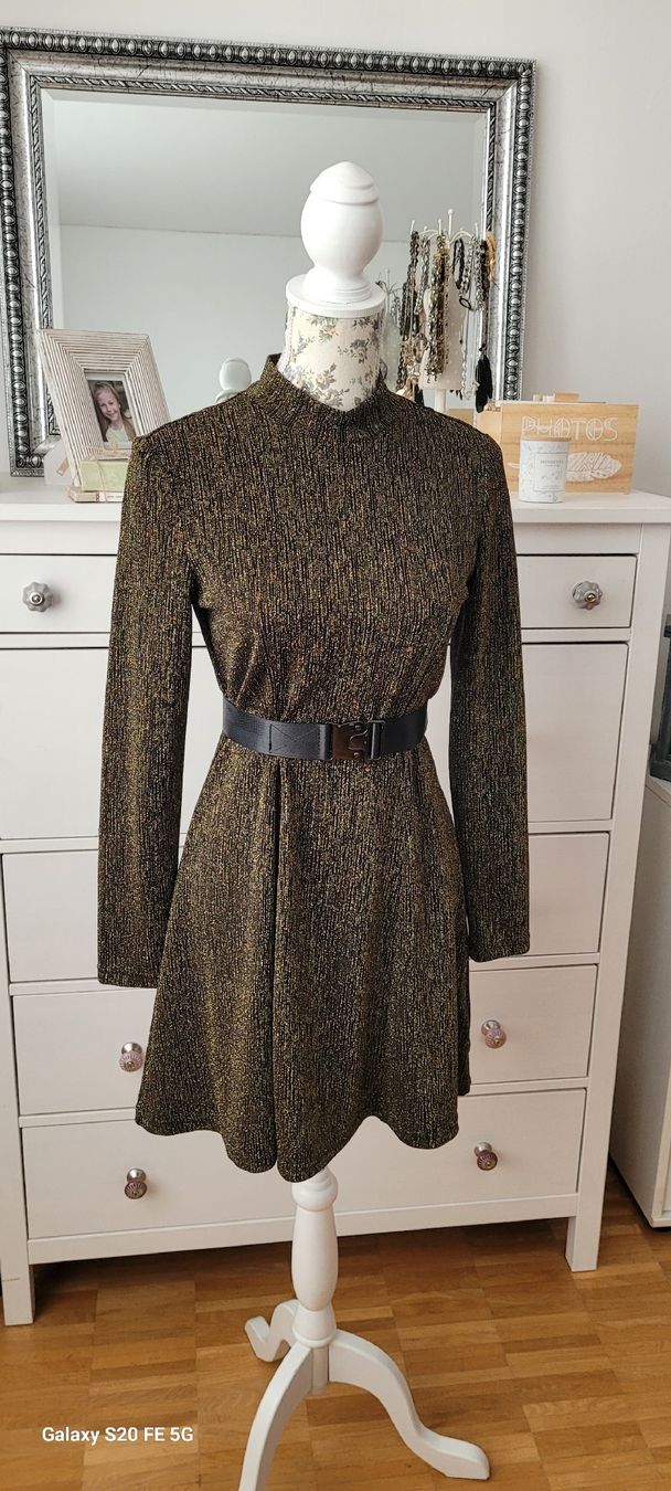 Kleider: Damen Kleid Monki Gr.M – Gebraucht aus Oberaach von Svea11 2