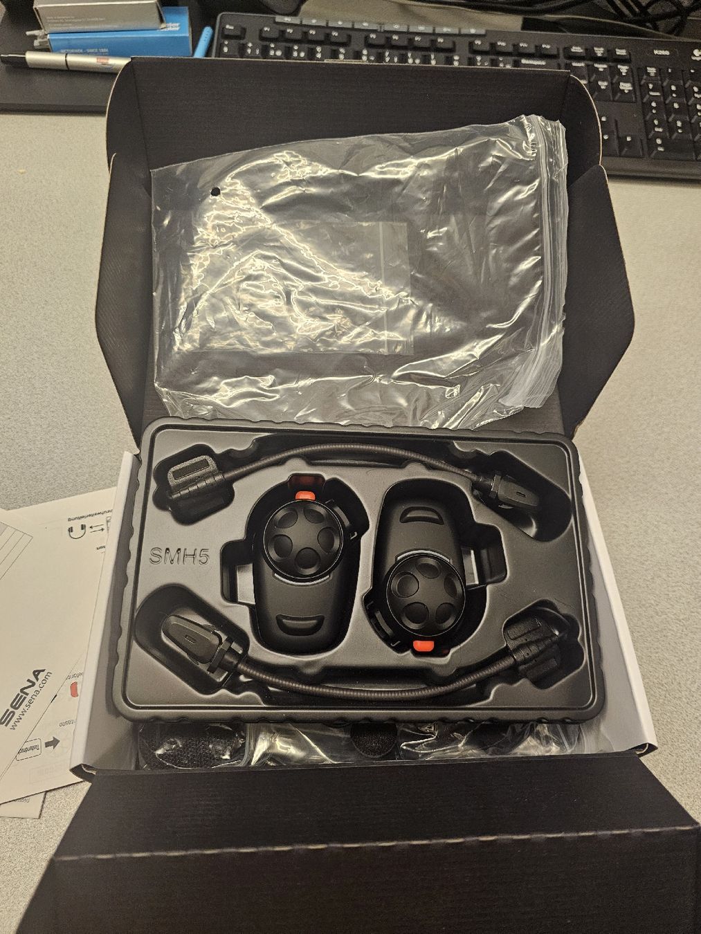Sena Cuffie: Sena SMH5 Bluetooth Kommunikationssystem Dual Set  – Nuovo (secondo la descrizione) da Kaisten venduto da Bajreb 1