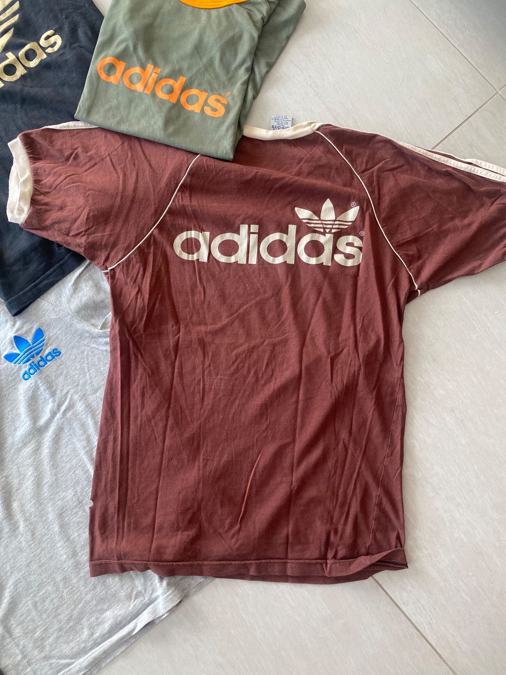 Adidas T-shirt: Retro Adidas Original T-Shirts – Usato da Zürich venduto da cuenca72 2