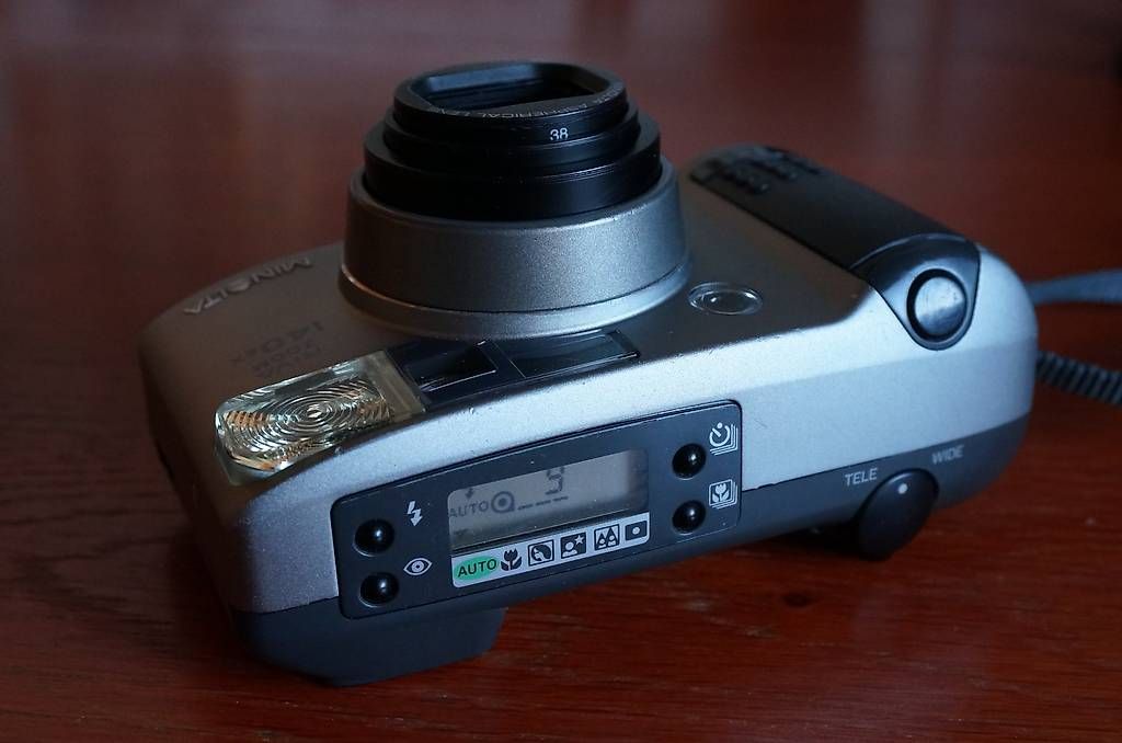 Minolta Fotocamera: Minolta Riva Zoom 140EX 38-140mm Macro "Point & Shoot" – Usato da Spreitenbach venduto da Salesmanship 3