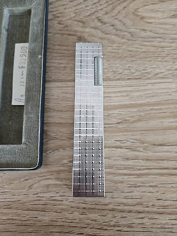 Dunhill Accendini: Briquet de table Dunhill – Nuovo e nell'imballaggio originale da Anières venduto da mar_lh8p 2