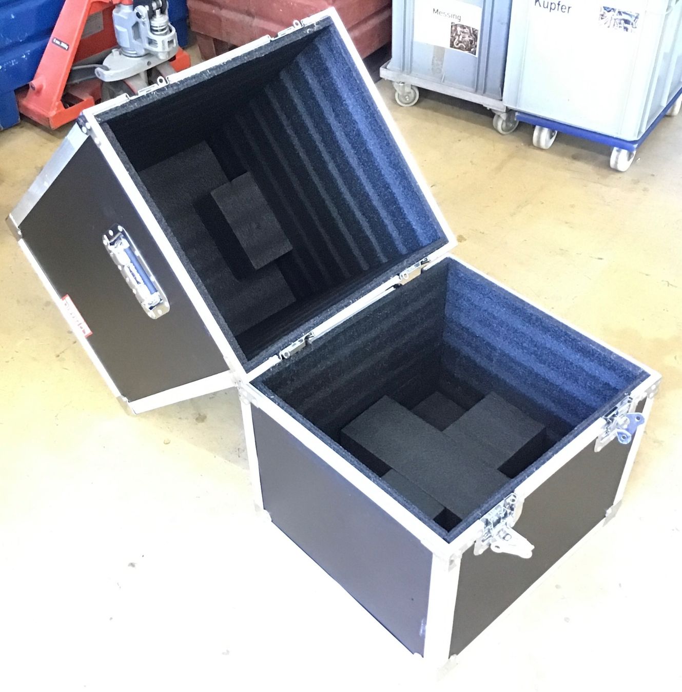 Reisekoffer: Transportkoffer Case mit Schaumstoffeinlage – Gebraucht aus Dübendorf von sdbu-frappant 2