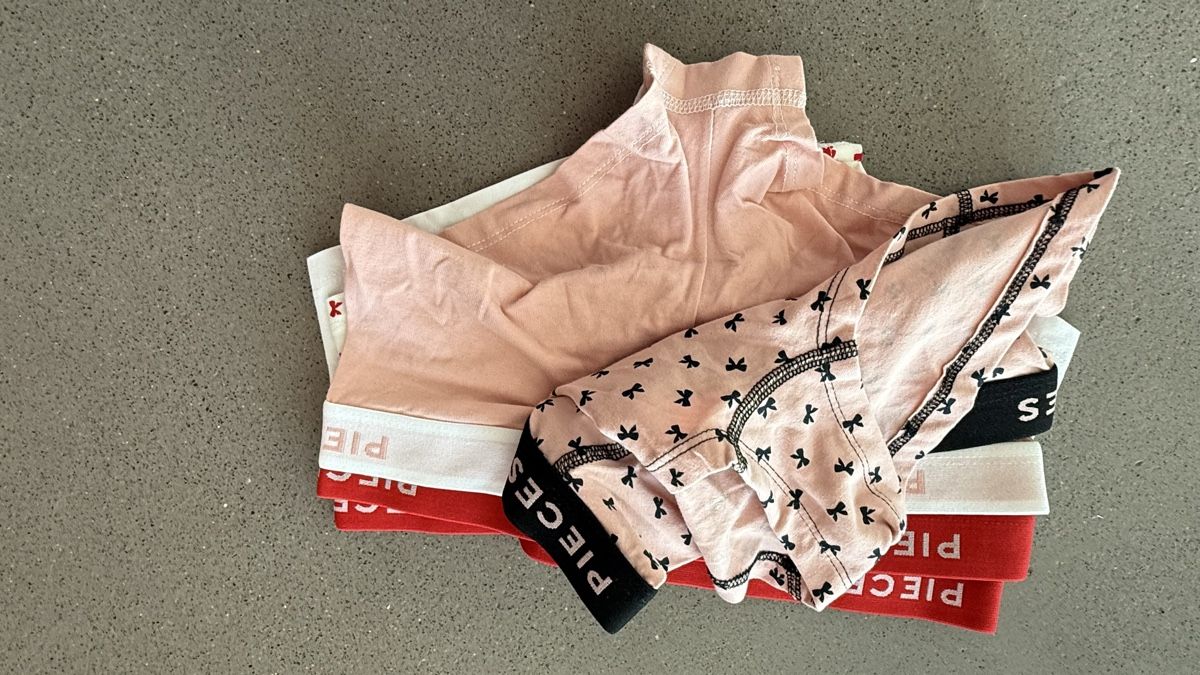 Sonstige Unterwäsche: 4 Slips, neu, Grösse S – Neu (gemäss Beschreibung) aus Luzern von mar_x96f 3