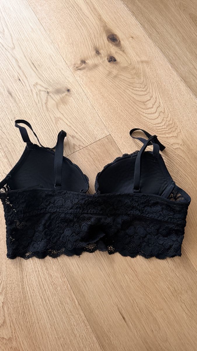 H&M Altra biancheria intima: Schwarzer Spitzen-Balkonette-BH 75A – Usato da Glarus venduto da lindabene 1