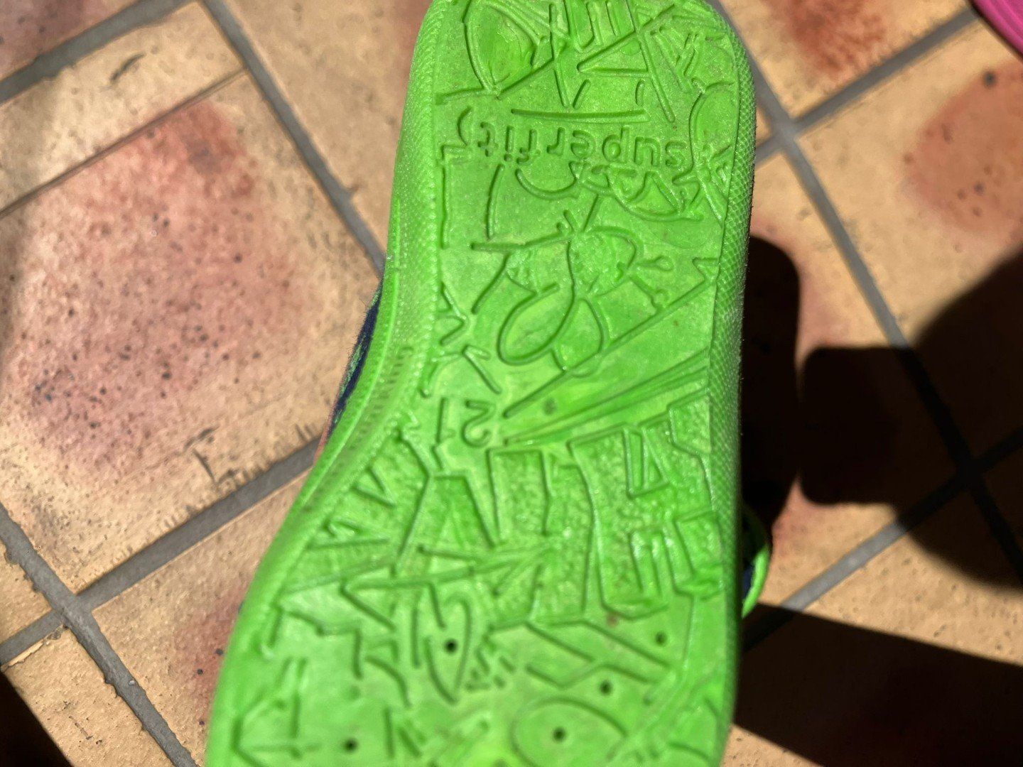 Superfit Scarpe per ragazzi: Pantoufles bébé de la marque Superfit taille 21 – Usato da Morges venduto da nombidon 2