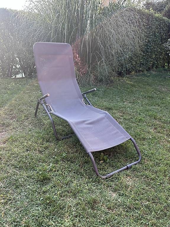 Sedie a sdraio: 2 sdraio da giardino – Usato da Pura venduto da Nasino