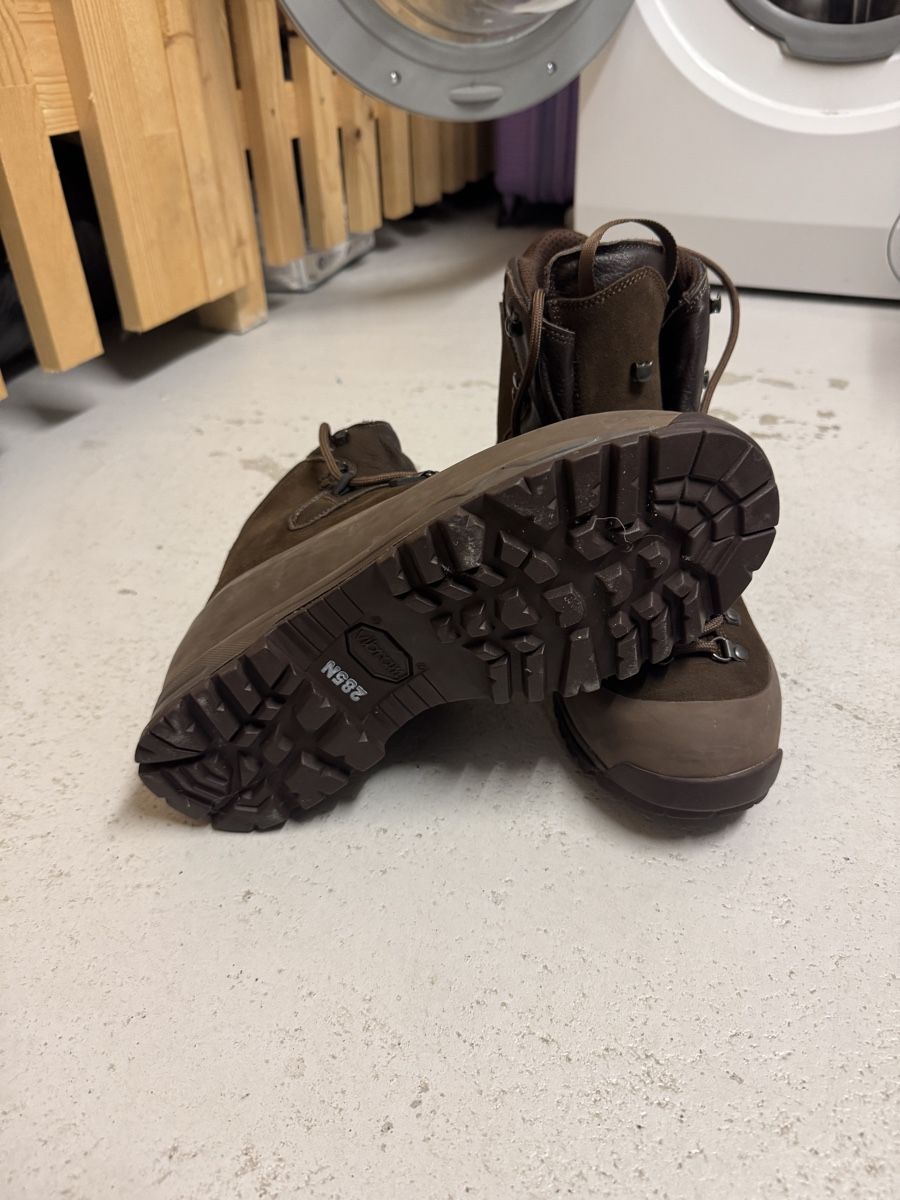 Schweizer Armee Scarpe da uomo: Kampfstiefel 19 GTX schwer Grösse 44 – Nuovo (secondo la descrizione) da Elgg venduto da Guggi_ 1