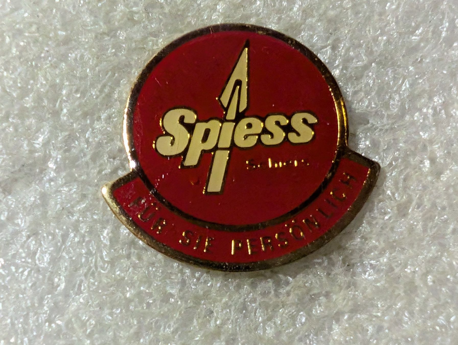 Placchette & Badge: Ansteckpin 146: Spiess – Usato da Oppligen venduto da Pin-Fall-Shop