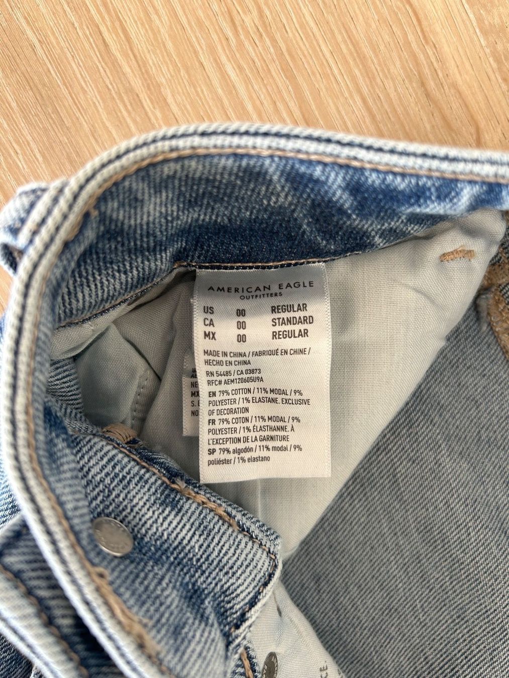 American Eagle Jeans: Hellblaue American Eagle Jeans Grösse regular – Usato da Niederhelfenschwil venduto da aur_ms6f 2