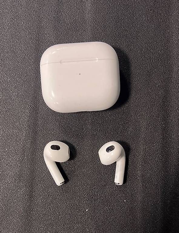 Apple Cuffie: Airpods 3 gen – Usato da Vernate venduto da mat_j96t