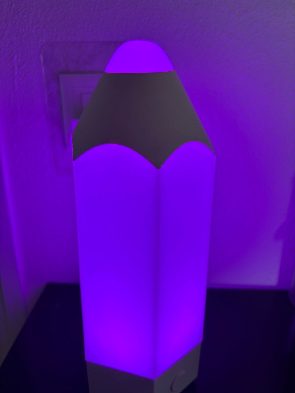 Ikea Lampade: IKEA   PELARBOJ     Tischleuchte, bunt – Usato da Witterswil venduto da Bysser 4