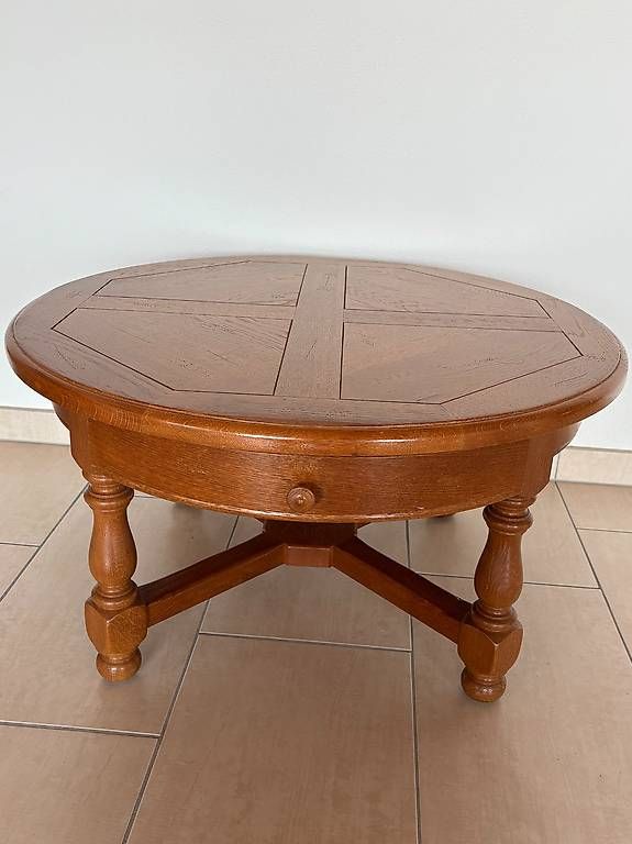 Tavoli: Table basse avec tiroir, bois effet chêne  – Usato da Neuchâtel venduto da she_yl9r