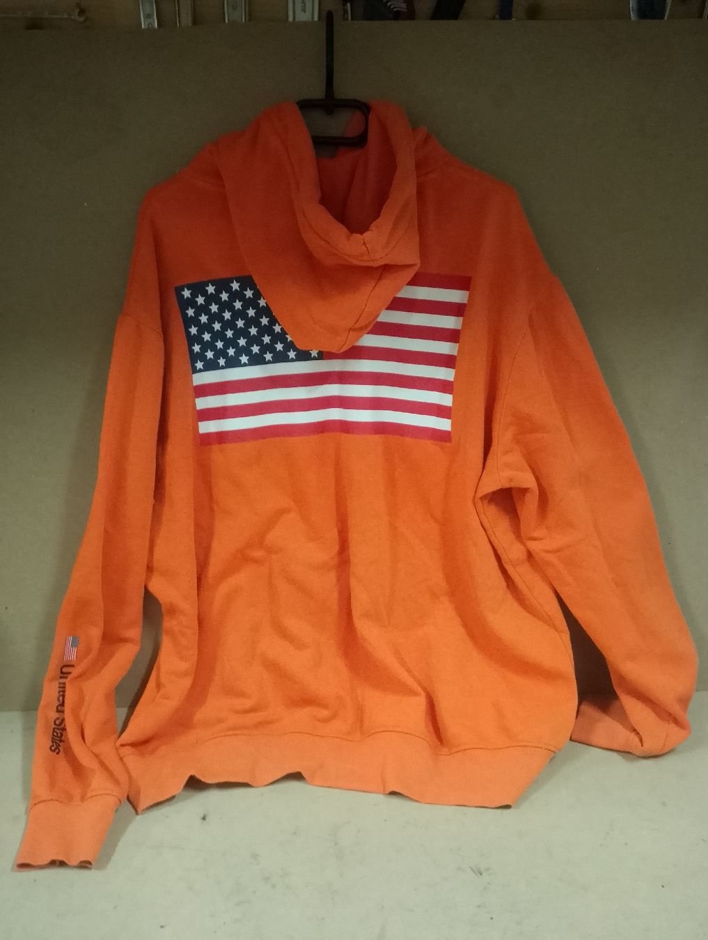 Maglioni & Felpe: Kapuzenpullover / Hoodie Grösse XL – Usato da Safenwil venduto da dodgewc12 4