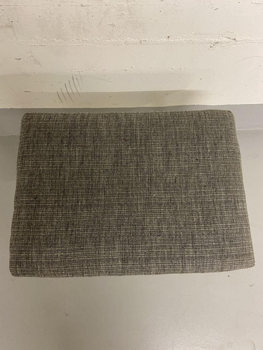 Sgabelli: Original Mid-Century Hocker /Tütenbeine – Usato da Zürich venduto da Unique2400 2